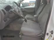 ✅ 2014 Nissan Frontier SL • VIN: 1N6AD0EV3EN725581 • Lot: 94137105. Wystawiony na Copart z przebiegiem 137 728 mil. Bezpłatny archiwum sprzedaży aukcyjnych z USA i szczegółowy raport historii pojazdu na DreamBid. Zdjęcie 7.