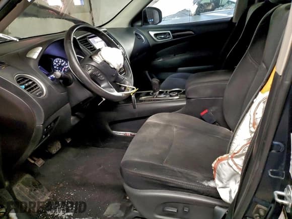 ✅ 2015 Nissan Pathfinder Platinum • VIN: 5N1AR2MM6FC648562 • Lot: 95117335. Listed on Copart with 176,269 mi. Free auction sales archive from the USA and detailed vehicle history report at DreamBid. Image 7.