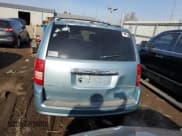 ✅ 2010 Chrysler Town & Country Touring Plus • VIN: 2A4RR8D15AR377021 • Lot: 92682835. Wystawiony na Copart z przebiegiem 151 032 mil. Bezpłatny archiwum sprzedaży aukcyjnych z USA i szczegółowy raport historii pojazdu na DreamBid. Zdjęcie 6.