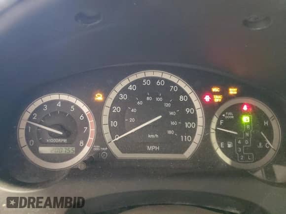 2005 Toyota Sienna LE z VIN 5TDZA23C45S348443, wystawiony jako Copart lot #90807535 z przebiegiem 200 755 mil mil oraz Szkoda całkowita • Salvage title. Historia ofert i sprzedaży dostępna na DreamBid. Obrazek 9.