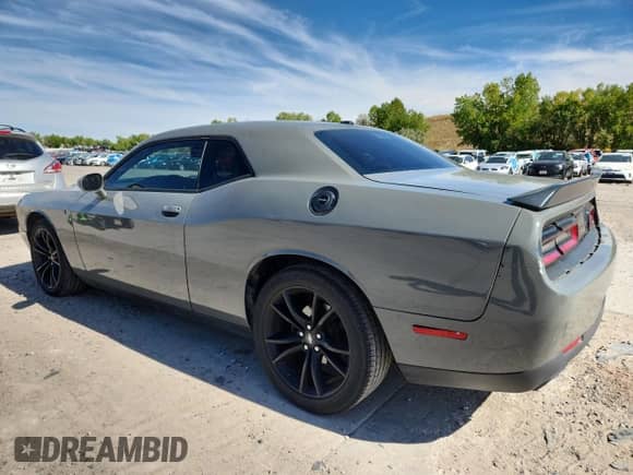 2018 Dodge Challenger SXT z VIN 2C3CDZAG9JH271142, wystawiony jako Copart lot #84286135 z przebiegiem 71 025 mil mil oraz Nie do naprawy • Non repairable. Historia ofert i sprzedaży dostępna na DreamBid. Obrazek 2.
