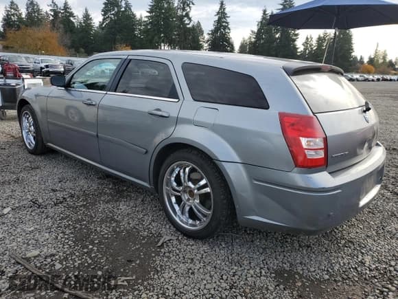 ✅ 2006 Dodge Magnum • VIN: 2D4FV47T96H335087 • Lot: 92134245. Wystawiony na Copart z przebiegiem 150 208 mil. Bezpłatny archiwum sprzedaży aukcyjnych z USA i szczegółowy raport historii pojazdu na DreamBid. Zdjęcie 2.