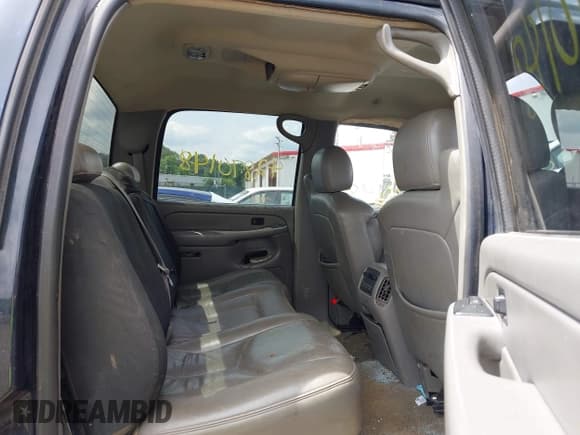 ✅ 2006 Chevrolet Silverado 2500HD LT3 • VIN: 1GCHK23D96F234053 • Лот: 42870148. Опубликован ранее на IAAI с пробегом 289 362 миль. Бесплатный доступ к архиву аукционных продаж из США и подробный отчёт об истории автомобиля на DreamBid. Изображение 8.