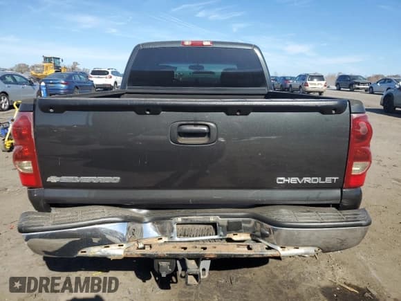 ✅ 2003 Chevrolet Silverado 1500 LS • VIN: 1GCEK19T53E349696 • Лот: 79434154. Опубликован ранее на Copart с пробегом 225 034 миль. Бесплатный доступ к архиву аукционных продаж из США и подробный отчёт об истории автомобиля на DreamBid. Изображение 6.