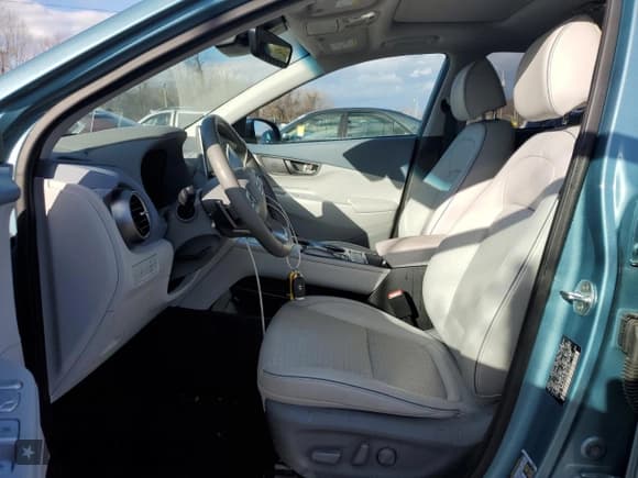 ✅ 2021 Hyundai Kona Ultimate • VIN: KM8K53AG3MU103981 • Лот: 38548273. Опубликован ранее на Copart с пробегом 8 305 миль. Бесплатный доступ к архиву аукционных продаж из США и подробный отчёт об истории автомобиля на DreamBid. Изображение 7.