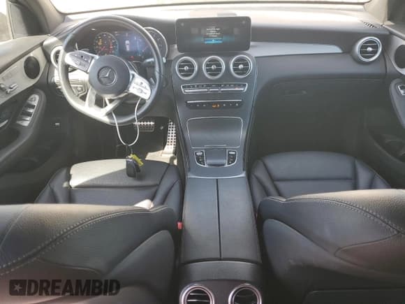 ✅ 2021 Mercedes-Benz GLC 300 • VIN: W1N0G8DB7MV283245 • Lot: 69484035. Listed on Copart with 34,780 mi. Free auction sales archive from the USA and detailed vehicle history report at DreamBid. Image 8.