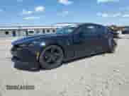 2023 Chevrolet Camaro 1LT z VIN 1G1FB1RS8P0160791, wystawiony jako Copart lot #70573935 z przebiegiem Nie podano mil oraz Szkoda całkowita • Salvage title. Historia ofert i sprzedaży dostępna na DreamBid. Obrazek 1.