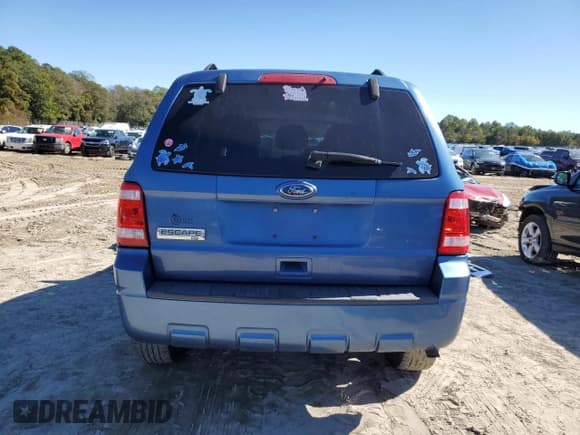 ✅ 2010 Ford Escape XLT • VIN: 1FMCU0D74AKB00774 • Lot: 86645415. Listed on Copart with Not provided. Free auction sales archive from the USA and detailed vehicle history report at DreamBid. Image 6.