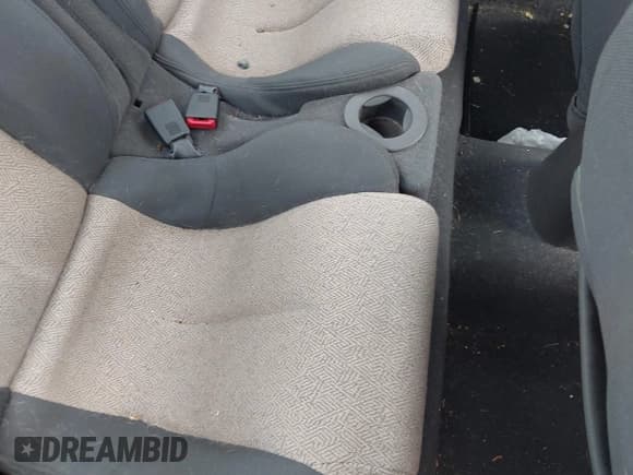 ✅ 1999 Mercury Cougar • VIN: 1ZWFT61L7X5670051 • Лот: 42273205. Опубликован ранее на IAAI с пробегом 92 722 миль. Бесплатный доступ к архиву аукционных продаж из США и подробный отчёт об истории автомобиля на DreamBid. Изображение 8.