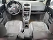 ✅ 2004 Saturn VUE V6 • VIN: 5GZCZ53424S889147 • Lot: 50312725. Wystawiony na Copart z przebiegiem 177 500 mil. Bezpłatny archiwum sprzedaży aukcyjnych z USA i szczegółowy raport historii pojazdu na DreamBid. Zdjęcie 8.