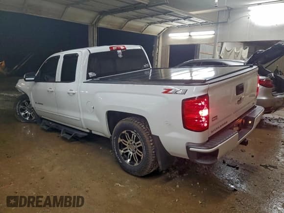 ✅ 2019 Chevrolet Silverado 1500 LT • VIN: 2GCVKPEC5K1184600 • Lot: 95977165. Wystawiony na Copart z przebiegiem 64 361 mil. Bezpłatny archiwum sprzedaży aukcyjnych z USA i szczegółowy raport historii pojazdu na DreamBid. Zdjęcie 2.