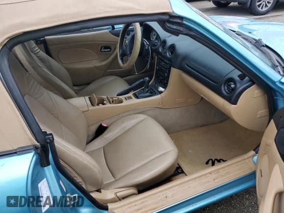 ✅ 2002 Mazda MX-5 Miata Cloth • VIN: JM1NB353920221121 • Lot: 74083274. Wystawiony na Copart z przebiegiem Nie podano. Bezpłatny archiwum sprzedaży aukcyjnych z USA i szczegółowy raport historii pojazdu na DreamBid. Zdjęcie 10.