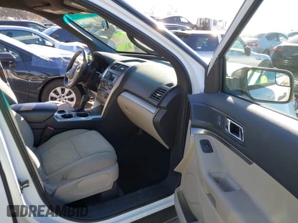 ✅ 2014 Ford Explorer • VIN: 1FM5K7B85EGB11584 • Лот: 43863947. Опубликован ранее на IAAI с пробегом 178 577 миль. Бесплатный доступ к архиву аукционных продаж из США и подробный отчёт об истории автомобиля на DreamBid. Изображение 5.