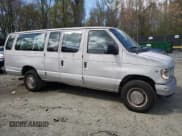 ✅ 1999 Ford Econoline Passenger XL • VIN: 1FBSS31LXXHA39417 • Lot: 52817645. Wystawiony na Copart z przebiegiem 109 930 mil. Bezpłatny archiwum sprzedaży aukcyjnych z USA i szczegółowy raport historii pojazdu na DreamBid. Zdjęcie 4.