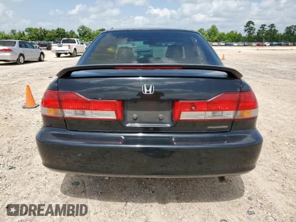 ✅ 2002 Honda Accord SE • VIN: JHMCG56762C007058 • Lot: 64397665. Listed on Copart with 194,543 mi. Free auction sales archive from the USA and detailed vehicle history report at DreamBid. Image 6.