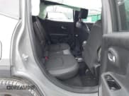 ✅ 2022 Jeep Renegade Altitude • VIN: ZACNJDE17NPN82169 • Лот: 41145034. Опубликован ранее на IAAI с пробегом 20 миль. Бесплатный доступ к архиву аукционных продаж из США и подробный отчёт об истории автомобиля на DreamBid. Изображение 8.