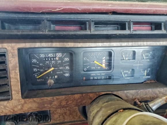 ✅ 1986 Ford F-250 • VIN: 1FTHF2518GPA45607 • Lot: 95485345. Listed on Copart with 34,684 mi. Free auction sales archive from the USA and detailed vehicle history report at DreamBid. Image 9.