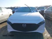 ✅ 2021 Mazda 3 Premium • VIN: JM1BPBML4M1304565 • Lot: 41787436. Wystawiony na IAAI z przebiegiem 49 283 mil. Bezpłatny archiwum sprzedaży aukcyjnych z USA i szczegółowy raport historii pojazdu na DreamBid. Zdjęcie 12.