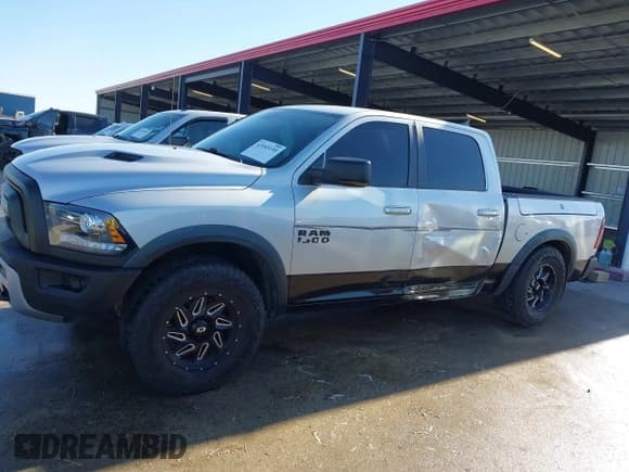 ✅ 2016 Ram 1500 Rebel • VIN: 1C6RR7YT6GS300930 • Lot: 43545195. Listed on IAAI with 117,970 mi. Free auction sales archive from the USA and detailed vehicle history report at DreamBid. Image 14.