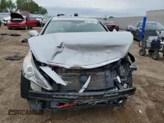 2011 Hyundai Sonata SE с VIN 5NPEC4AC7BH034794, выставлен на аукционе Copart как лот 82110205 с пробегом 126 415 миль миль и Списание • Salvage title. История ставок и продаж доступна на DreamBid. Изображение 5.