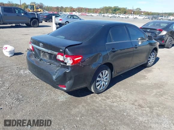 ✅ 2013 Toyota Corolla LE • VIN: 2T1BU4EE3DC064487 • Лот: 43457765. Опубликован ранее на IAAI с пробегом 174 611 миль. Бесплатный доступ к архиву аукционных продаж из США и подробный отчёт об истории автомобиля на DreamBid. Изображение 4.