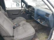 ✅ 1989 Toyota Pickup • VIN: JT4VN82N5K5001276 • Lot: 41505552. Listed on IAAI with 196,949 mi. Free auction sales archive from the USA and detailed vehicle history report at DreamBid. Image 5.