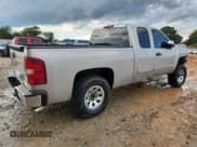 ✅ 2009 Chevrolet Silverado 1500 LT • VIN: 2GCEC29CX91101795 • Lot: 81501465. Wystawiony na Copart z przebiegiem 225 176 mil. Bezpłatny archiwum sprzedaży aukcyjnych z USA i szczegółowy raport historii pojazdu na DreamBid. Zdjęcie 3.