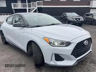 ✅ 2019 Hyundai Veloster Turbo R-Spec • VIN: KMHTH6AB4KU002267 • Lot: 50820945. Wystawiony na Copart z przebiegiem 93 778 mil mil. Skorzystaj z bezpłatnego archiwum sprzedaży aukcyjnych z USA i zobacz szczegółowy raport historii pojazdu na DreamBid. Zdjęcie 1.