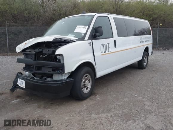 ✅ 2023 Chevrolet Express Passenger LS • VIN: 1GAZGNFP2P1137216 • Lot: 41923220. Listed on IAAI with 14,163 mi. Free auction sales archive from the USA and detailed vehicle history report at DreamBid. Image 18.