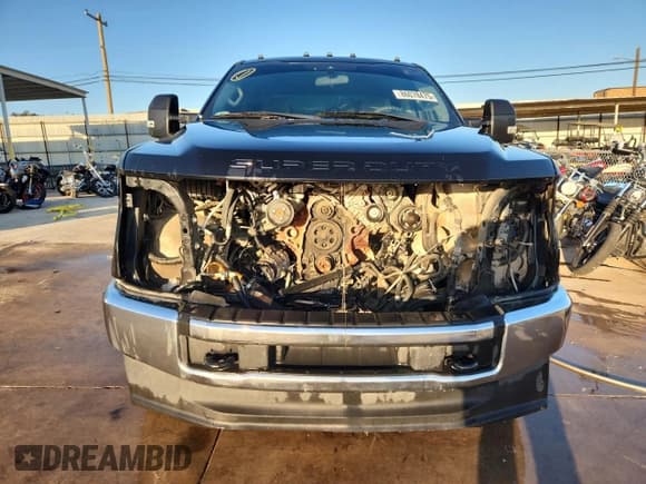 ✅ 2020 Ford F-250 XL • VIN: 1FT7W2BT4LED76613 • Lot: 86078475. Listed on Copart with 200,483 mi. Free auction sales archive from the USA and detailed vehicle history report at DreamBid. Image 5.