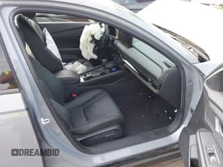 ✅ 2024 Honda Accord Sport-L • VIN: 1HGCY2F7XRA085735 • Lot: 42988200. Wystawiony na IAAI z przebiegiem Nie podano. Bezpłatny archiwum sprzedaży aukcyjnych z USA i szczegółowy raport historii pojazdu na DreamBid. Zdjęcie 5.