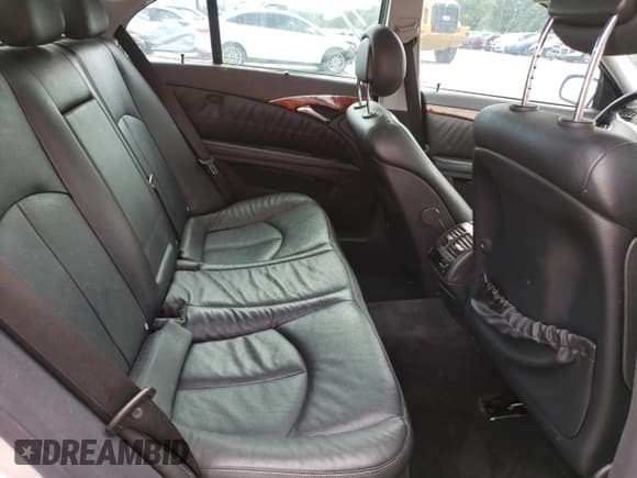 ✅ 2005 Mercedes-Benz E 500 • VIN: WDBUF83J85X177556 • Lot: 60916214. Listed on Copart with 185,915 mi. Free auction sales archive from the USA and detailed vehicle history report at DreamBid. Image 10.