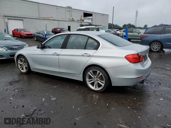 ✅ 2013 BMW 3 Series ActiveHybrid 3 • VIN: WBA3F9C58DF145293 • Lot: 83856515. Listed on Copart with 143,496 mi. Free auction sales archive from the USA and detailed vehicle history report at DreamBid. Image 2.