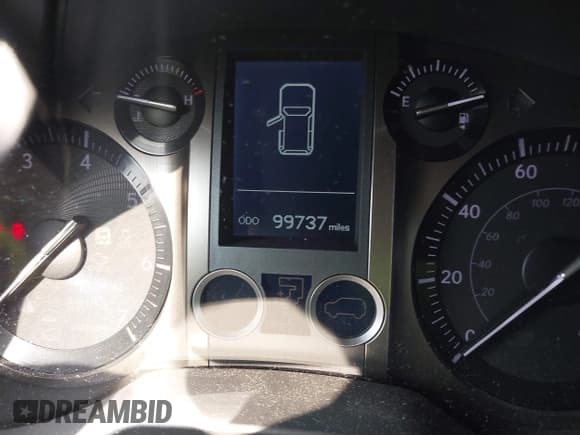 ✅ 2015 Lexus GX 460 • VIN: JTJBM7FX8F5109258 • Lot: 42833584. Listed on IAAI with 99,737 mi. Free auction sales archive from the USA and detailed vehicle history report at DreamBid. Image 7.