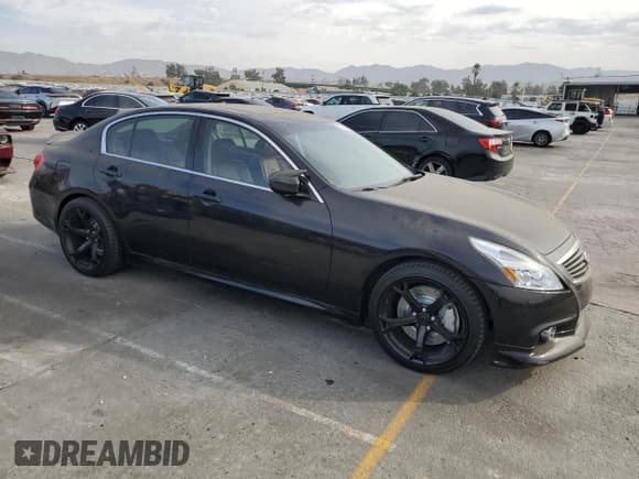 ✅ 2011 Infiniti G37 Journey • VIN: JN1CV6AP4BM500237 • Лот: 70739695. Опубликован ранее на Copart с пробегом Не указан. Бесплатный доступ к архиву аукционных продаж из США и подробный отчёт об истории автомобиля на DreamBid. Изображение 4.