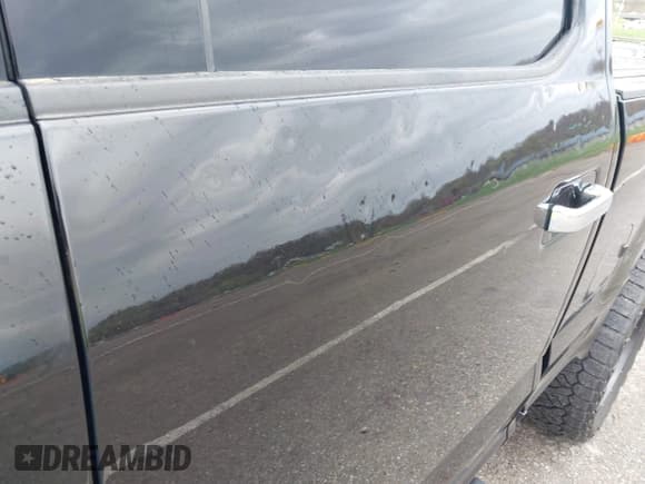 ✅ 2019 Ford F-250 XL • VIN: 1FT7W2BT0KED07030 • Lot: 41922167. Listed on IAAI with 123,037 mi. Free auction sales archive from the USA and detailed vehicle history report at DreamBid. Image 6.