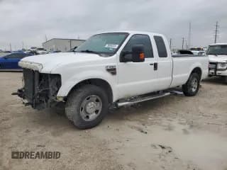 ✅ 2008 Ford F-250 XL • VIN: 1FTSX20R18EB63656 • Lot: 79086324. Listed on Copart with 211,329 mi. Free auction sales archive from the USA and detailed vehicle history report at DreamBid. Image 1.
