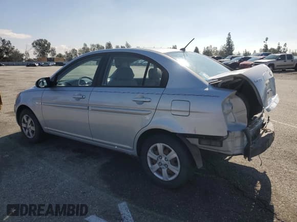 ✅ 2007 Hyundai Accent GLS • VIN: KMHCN46C27U147118 • Лот: 48384655. Опубликован ранее на Copart с пробегом 57 150 миль. Бесплатный доступ к архиву аукционных продаж из США и подробный отчёт об истории автомобиля на DreamBid. Изображение 2.