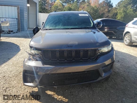 ✅ 2024 Jeep Grand Cherokee Altitude • VIN: 1C4RJHAGXRC124674 • Лот: 90808045. Опубликован ранее на Copart с пробегом 43 176 миль. Бесплатный доступ к архиву аукционных продаж из США и подробный отчёт об истории автомобиля на DreamBid. Изображение 5.