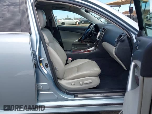 ✅ 2006 Lexus IS 350 • VIN: JTHBE262762003794 • Лот: 42795493. Опубликован ранее на IAAI с пробегом 179 089 миль. Бесплатный доступ к архиву аукционных продаж из США и подробный отчёт об истории автомобиля на DreamBid. Изображение 5.