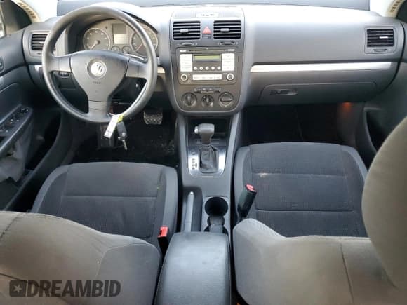 ✅ 2009 Volkswagen Jetta S • VIN: 3VWJM71K79M154049 • Lot: 90782995. Listed on Copart with 146,630 mi. Free auction sales archive from the USA and detailed vehicle history report at DreamBid. Image 8.