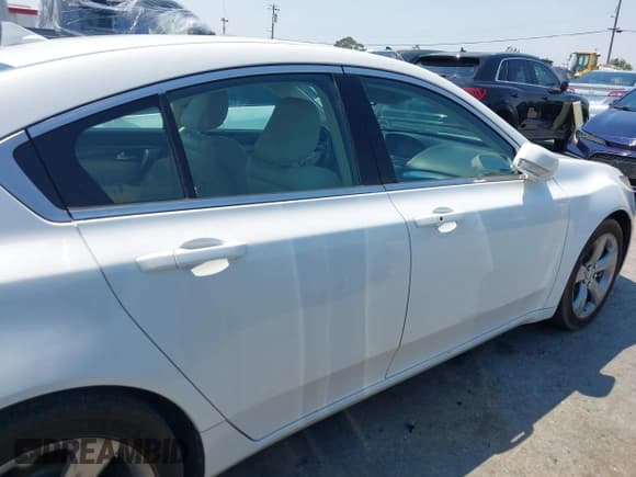 ✅ 2013 Acura TL Advance • VIN: 19UUA8F77DA000869 • Lot: 42719446. Wystawiony na IAAI z przebiegiem 222 079 mil. Bezpłatny archiwum sprzedaży aukcyjnych z USA i szczegółowy raport historii pojazdu na DreamBid. Zdjęcie 13.