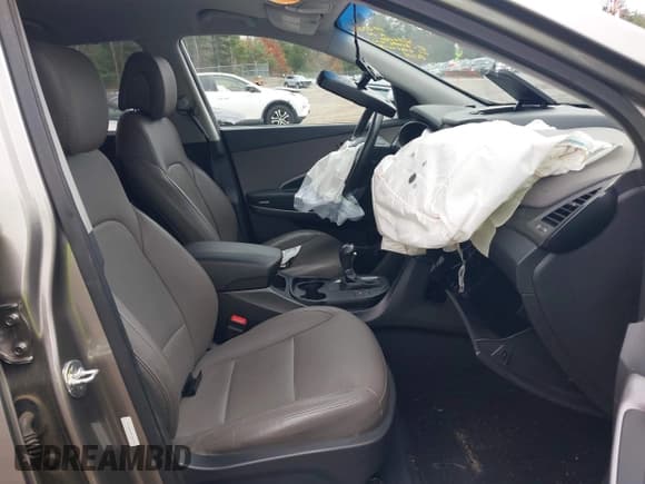 ✅ 2015 Hyundai Santa Fe • VIN: 5XYZUDLB9FG287728 • Лот: 43578765. Опубликован ранее на IAAI с пробегом 45 459 миль. Бесплатный доступ к архиву аукционных продаж из США и подробный отчёт об истории автомобиля на DreamBid. Изображение 5.