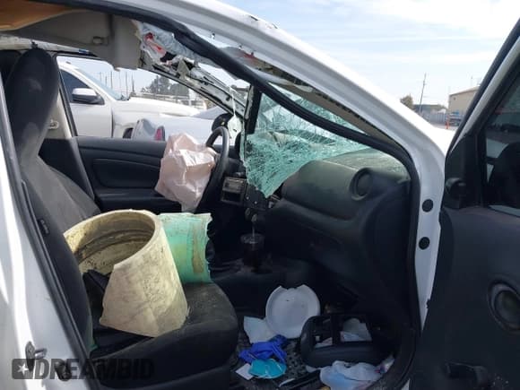 ✅ 2014 Nissan Versa SV • VIN: 3N1CN7AP2EL853385 • Lot: 40659093. Listed on IAAI with Not provided. Free auction sales archive from the USA and detailed vehicle history report at DreamBid. Image 5.