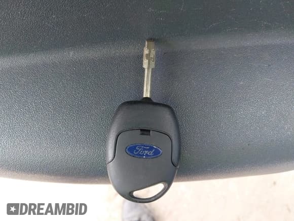 ✅ 2010 Ford Transit Connect XLT • VIN: NM0LS6BN1AT031550 • Лот: 42383550. Опубликован ранее на IAAI с пробегом 175 197 миль. Бесплатный доступ к архиву аукционных продаж из США и подробный отчёт об истории автомобиля на DreamBid. Изображение 11.