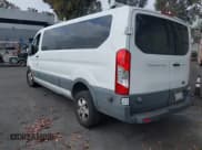 ✅ 2017 Ford Transit XL • VIN: 1FBZX2YM1HKA98823 • Lot: 42066291. Wystawiony na IAAI z przebiegiem 100 011 mil. Bezpłatny archiwum sprzedaży aukcyjnych z USA i szczegółowy raport historii pojazdu na DreamBid. Zdjęcie 3.
