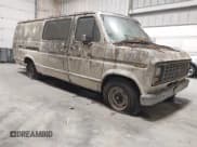 ✅ 1991 Ford Econoline Cargo • VIN: 1FTES14N5MHA51447 • Lot: 43497014. Wystawiony na IAAI z przebiegiem 18 049 mil. Bezpłatny archiwum sprzedaży aukcyjnych z USA i szczegółowy raport historii pojazdu na DreamBid. Zdjęcie 1.