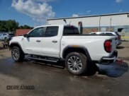 ✅ 2023 GMC Canyon 4WD Denali • VIN: 1GTP6FEK4P1180226 • Lot: 64961315. Wystawiony na Copart z przebiegiem 15 319 mil. Bezpłatny archiwum sprzedaży aukcyjnych z USA i szczegółowy raport historii pojazdu na DreamBid. Zdjęcie 2.