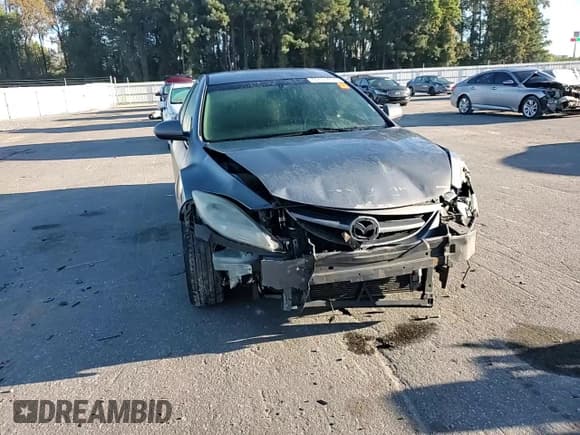 ✅ 2010 Mazda 6 i Sport • VIN: 1YVHZ8BH0A5M58212 • Lot: 82637895. Listed on Copart with 251,786 mi. Free auction sales archive from the USA and detailed vehicle history report at DreamBid. Image 13.