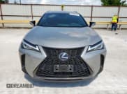 ✅ 2022 Lexus UX 250h F Sport • VIN: JTHR9JBH1N2057419 • Лот: 61190715. Опубликован ранее на Copart с пробегом 60 401 миль. Бесплатный доступ к архиву аукционных продаж из США и подробный отчёт об истории автомобиля на DreamBid. Изображение 7.